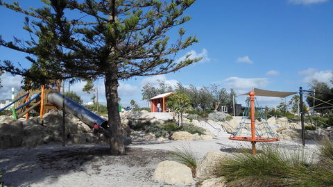 Alkimos Beach Cottage - Timeshare Accommodation 14