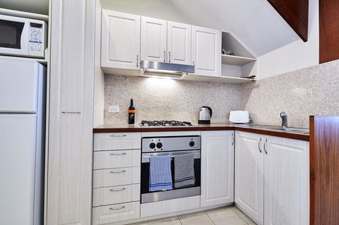 Fremantle Townhouse Unit 6 - Timeshare Accommodation 5