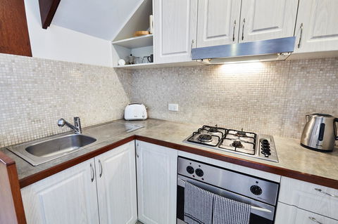 Fremantle Townhouse Unit 6 - Timeshare Accommodation 4