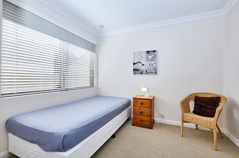 Fremantle Townhouse Unit 6 - Timeshare Accommodation 7