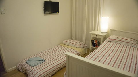 Relax, Bright & Airy Garden Villa - Timeshare Accommodation 10