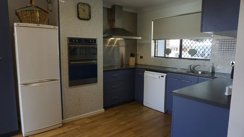 Relax, Bright & Airy Garden Villa - Timeshare Accommodation 37