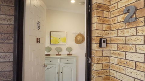 Relax, Bright & Airy Garden Villa - Timeshare Accommodation 14