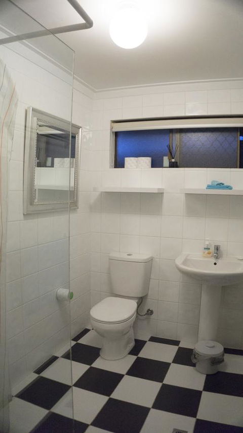 Relax, Bright & Airy Garden Villa - Timeshare Accommodation 30