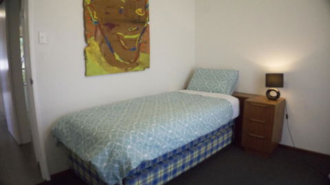 Relax, Bright & Airy Garden Villa - Timeshare Accommodation 19