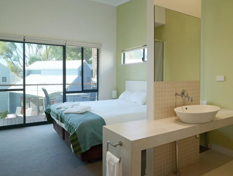 Footprints Preston Beach - Timeshare Accommodation 21