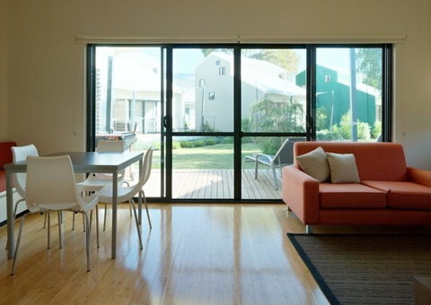 Footprints Preston Beach - Timeshare Accommodation 19