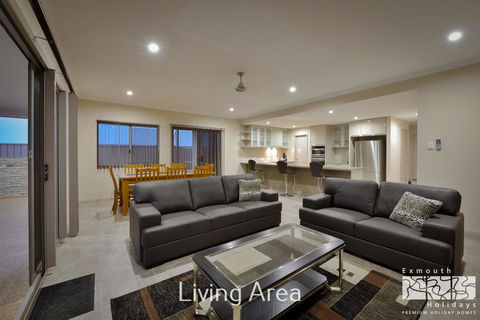 7 Kestrel Place - Timeshare Accommodation 2