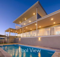 32 Corella Court - Private Jetty and Pool - Timeshare Accommodation
