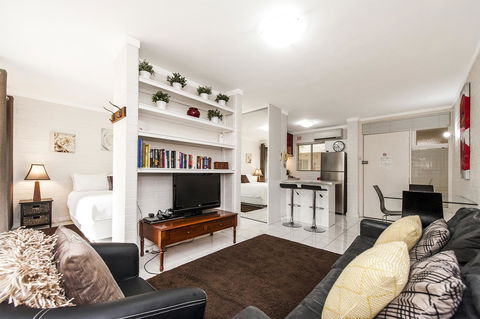 Rosalie 02 - Timeshare Accommodation 0
