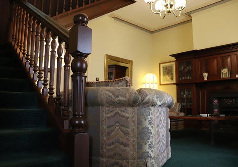 Clifton Motel & Grittleton Lodge - Timeshare Accommodation 4