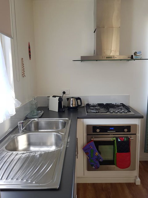 While Away Holiday Accommodation - Timeshare Accommodation 6