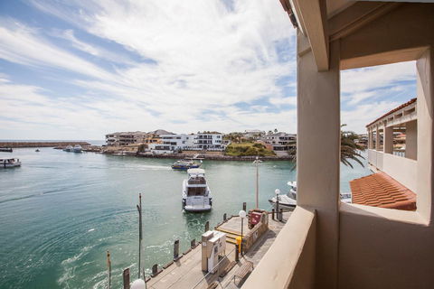 The Marina Hotel - Mindarie - Timeshare Accommodation 2