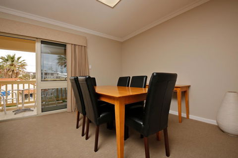 The Marina Hotel - Mindarie - Timeshare Accommodation 11
