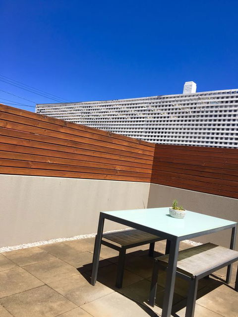 Sandy Bay Studio Apartment - Timeshare Accommodation 12