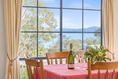 Omaroo Cottage Bruny Island - Timeshare Accommodation 5