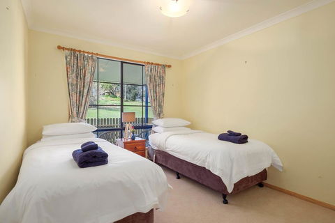 Omaroo Cottage Bruny Island - Timeshare Accommodation 10