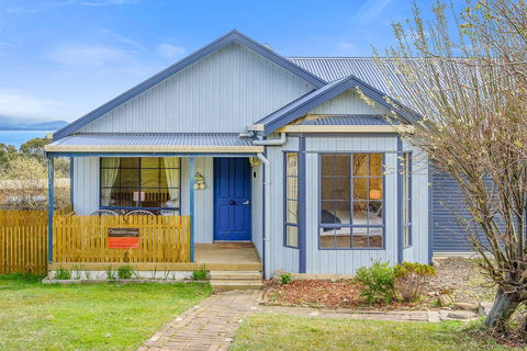 Omaroo Cottage Bruny Island - Timeshare Accommodation 12