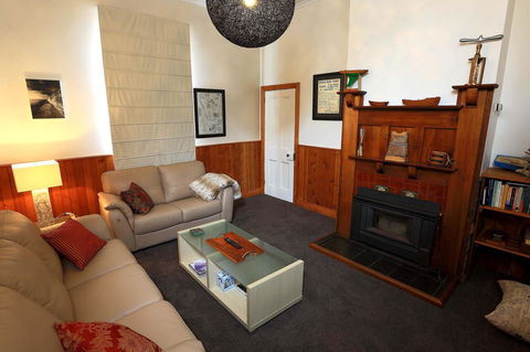 @ The Beach & Not Quite @ The Beach Holiday Cottages - Stanley - Timeshare Accommodation 13