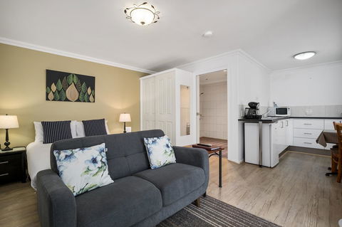 Oyster Cove Chalet - Timeshare Accommodation 2