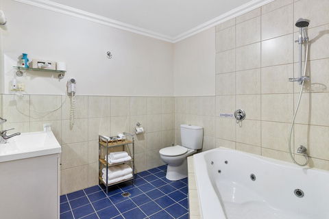 Oyster Cove Chalet - Timeshare Accommodation 12