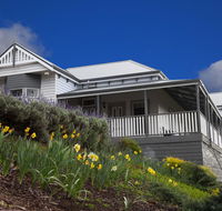 House on the Hill Bed and Breakfast - Timeshare Accommodation