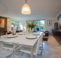 New Luxury Home Near Coogee Beach In Sydney - Timeshare Accommodation