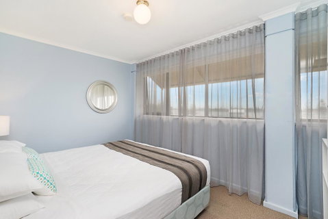 Newcastle Short Stay Apartments - Flagstaff Apartment - Timeshare Accommodation 2