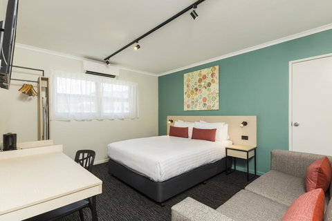 Nightcap At Balaclava Hotel - Timeshare Accommodation 0