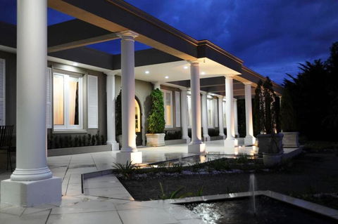 Norwood House Motel & Receptions - Timeshare Accommodation 2