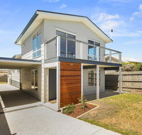 Ocean Chill 10 Minutes Drive to Phillip Island Pet Friendly Family Home Sleeps 8 - Timeshare Accommodation