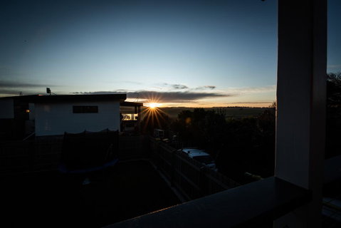 Ocean Chill 10 Minutes Drive To Phillip Island, Pet Friendly Family Home Sleeps 8 - Timeshare Accommodation 2