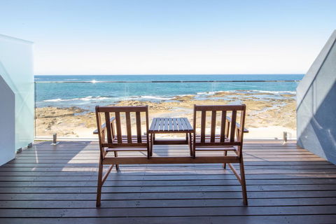 Ocean Front Motel - Timeshare Accommodation 1