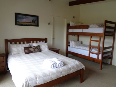 Off Mountain Accommodation - Timeshare Accommodation 2