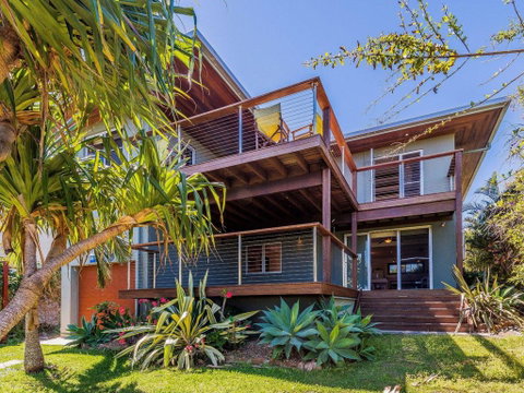 Pacifica 1 - On The Beach At Brooms Head - Timeshare Accommodation 1