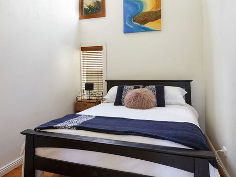 Pet Friendly - Bennetts Beach Cottage - Timeshare Accommodation 2