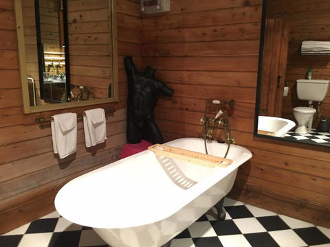 Pop Artist's Concept Store On Darling Street - Timeshare Accommodation 2