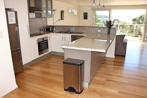 Quarterdeck Apartment - Timeshare Accommodation 3