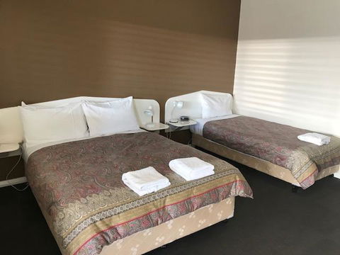 RAILWAY HOTEL MOTEL - Timeshare Accommodation 2