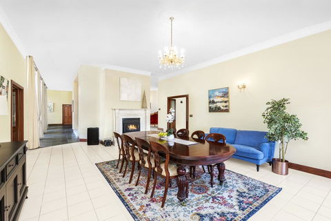 Razorback Holiday House With Incredible Views - Timeshare Accommodation 3