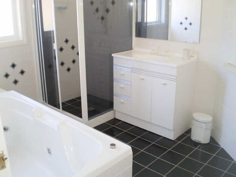 Retreat On Surf Beach - Timeshare Accommodation 3