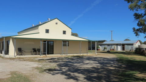 RETRO FUNNY FARM - Timeshare Accommodation 0