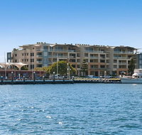 Riverside Holiday Apartments