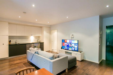 RIVERSIDE RICHMOND LARGE 1 BEDROOM POOLPARKINGNETFLIX - Timeshare Accommodation 1