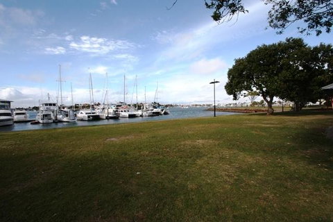 Riverview Two Apartments - Timeshare Accommodation 3