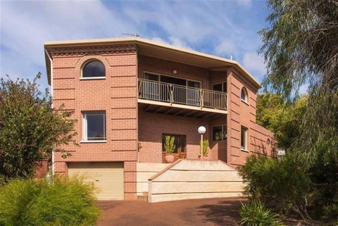 Romeo & Juliet - Timeshare Accommodation 0
