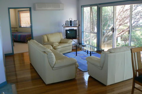 Sandy Point Beach Escape 1 Bedroom Apartment - Timeshare Accommodation 3