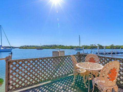 Seachange -Waterfront - Timeshare Accommodation 3