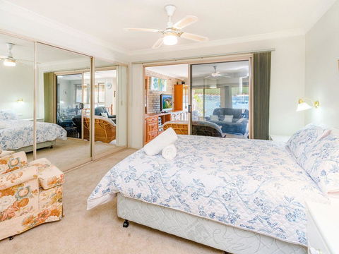 Seachange -Waterfront - Timeshare Accommodation 2