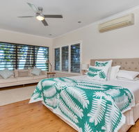Seascape Luxury Beachfront House - Timeshare Accommodation
